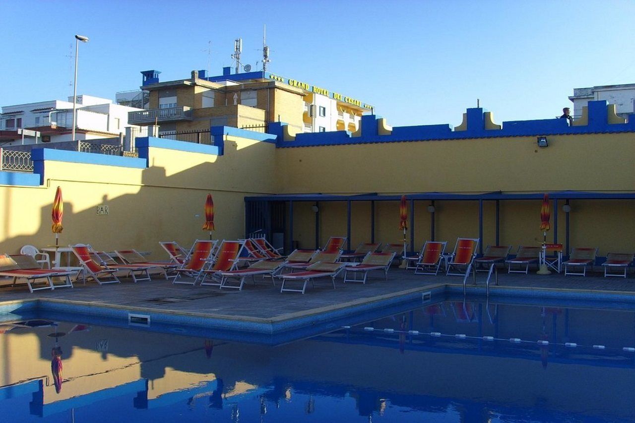 Grand Hotel Dei Cesari Anzio Exteriör bild