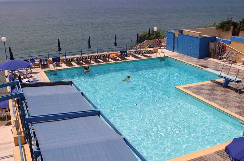 Grand Hotel Dei Cesari Anzio Exteriör bild